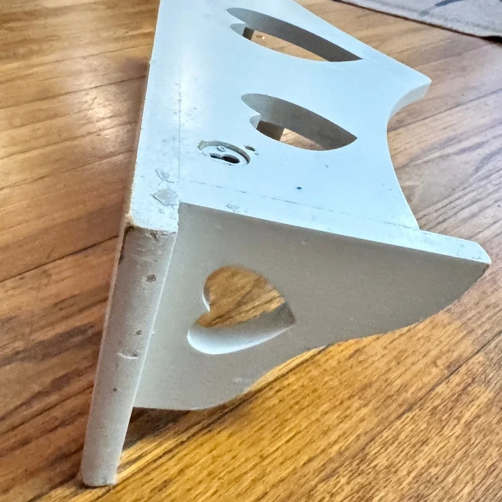 Vintage Style White Wood Heart Wall Shelf with 3 Pegs 23.25